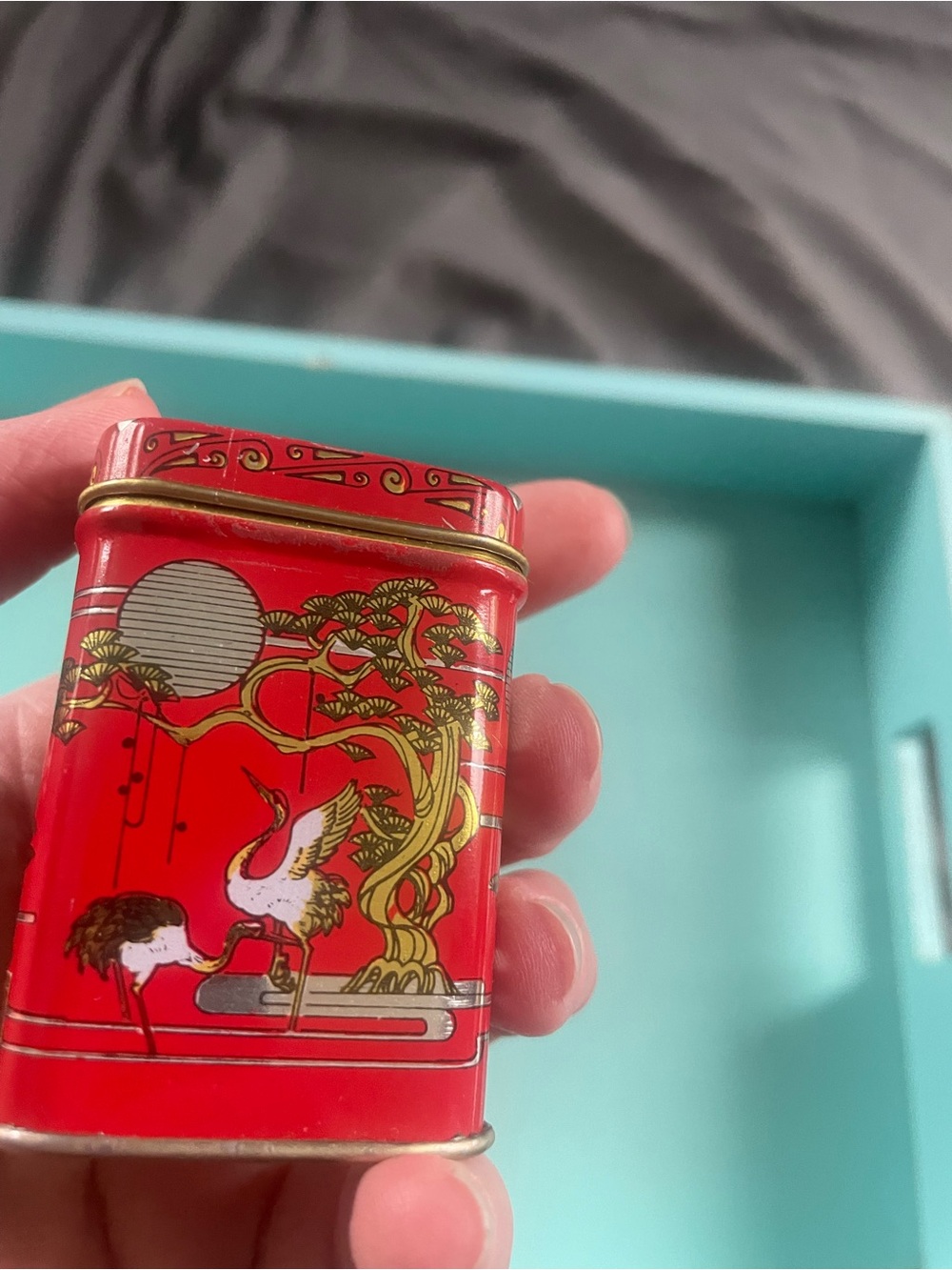 Red Decorative Crane Tin Wallet-Sized Trinket Box